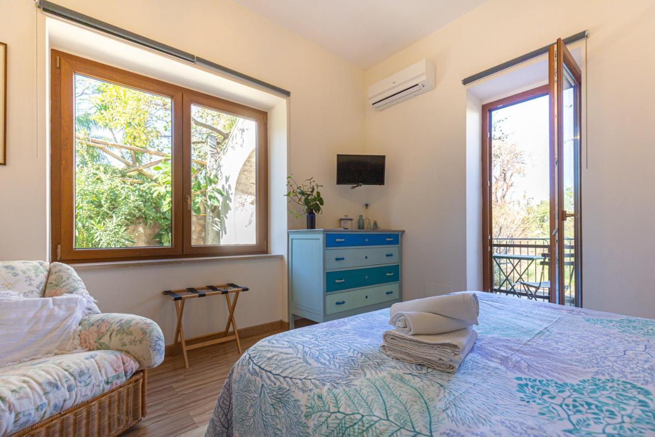 Villa La Quercia เมตา ภายนอก รูปภาพ