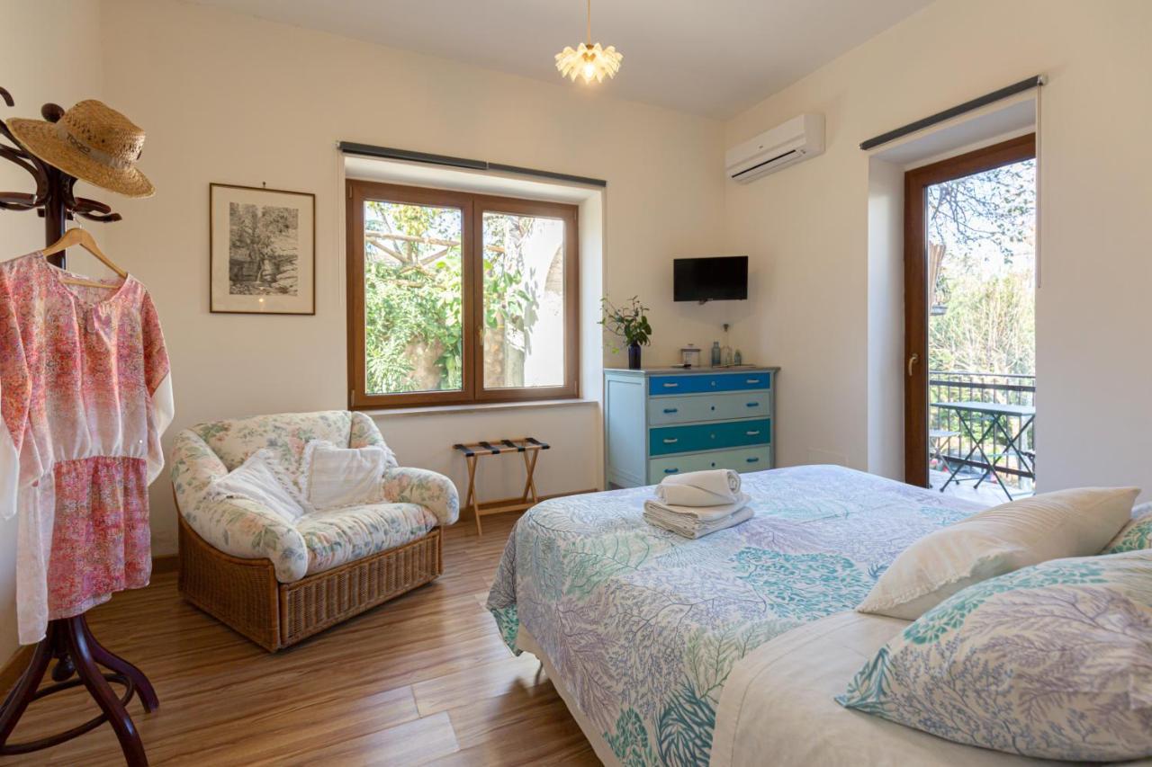 Villa La Quercia เมตา ภายนอก รูปภาพ