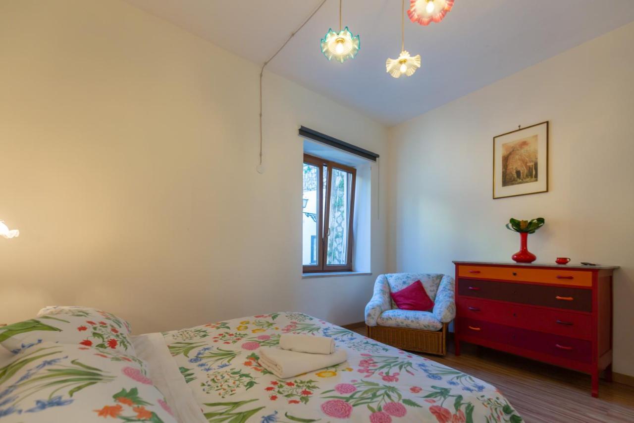 Villa La Quercia เมตา ภายนอก รูปภาพ