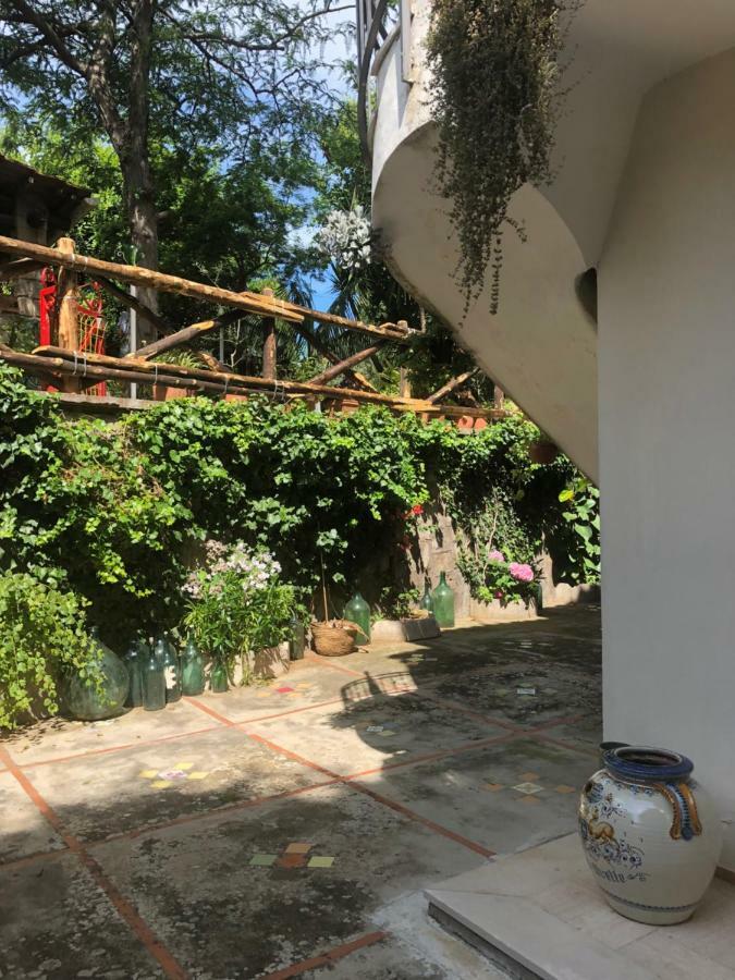 Villa La Quercia เมตา ภายนอก รูปภาพ
